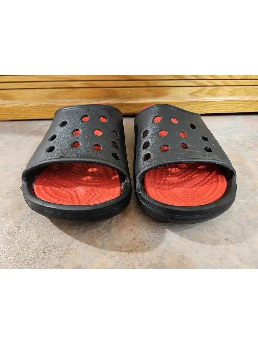 Mens Crocs Scutes Slides